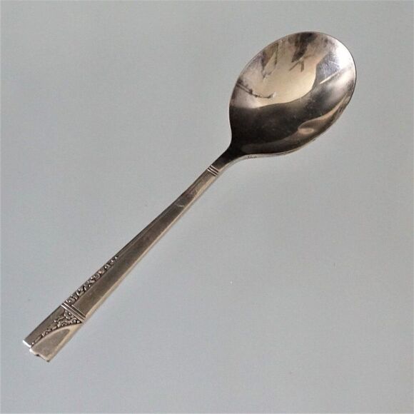 Vintage Round Bullion Spoon Oneida Nobility Plate 1937 Caprice Pattern - Picture 4 of 9